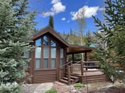 Clubside Cottage Charm 32