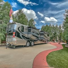 Deluxe Pull In Site 328