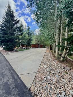 Club Site 287 - Image 3