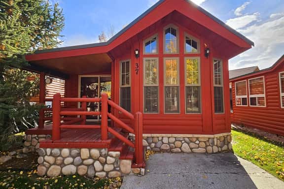 Peak Seven Summit Chalet 37 - Image 1