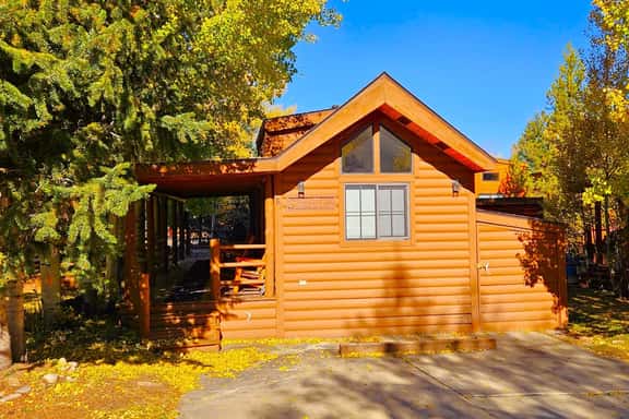 Snowcap Corner Cabin 51 - Image 1