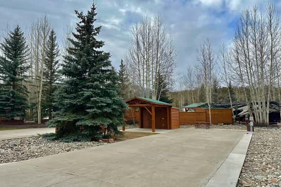 Club Site 253 - Image 1