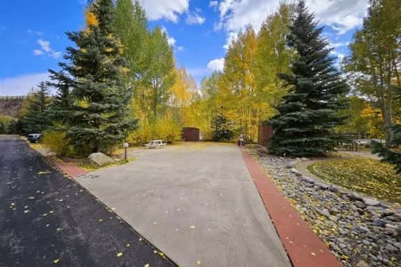 Club Site 276 - Image 1