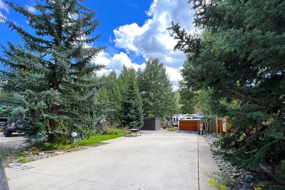 Club Site 278 - Image 1
