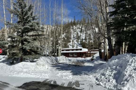 Club Site 296 - Image 1