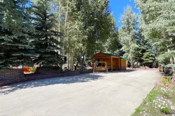 Deluxe Site 318 - Image 1