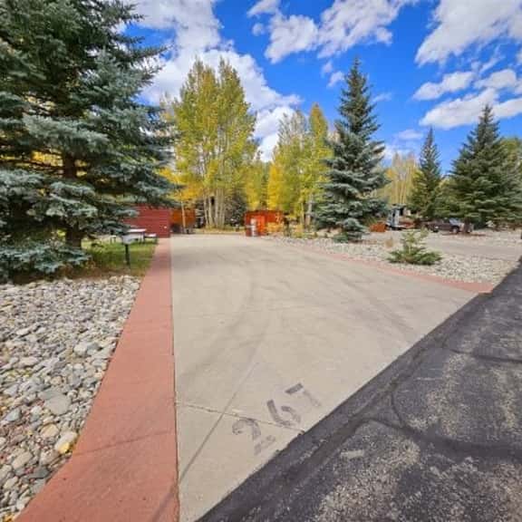 Club Site 267 - Image 1