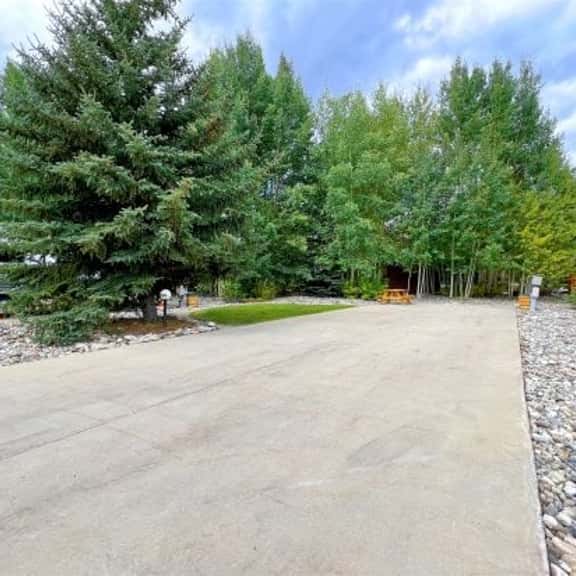 Club Site 268 - Image 1