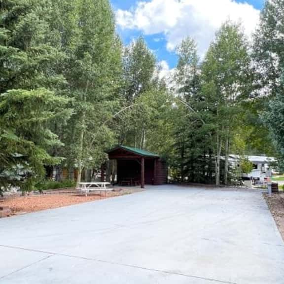 Club Site 284 - Image 1