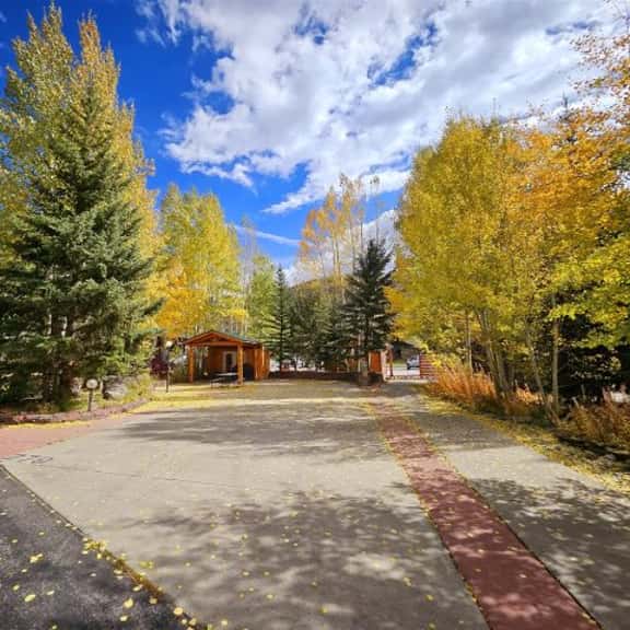 Club Site 279 - Image 1