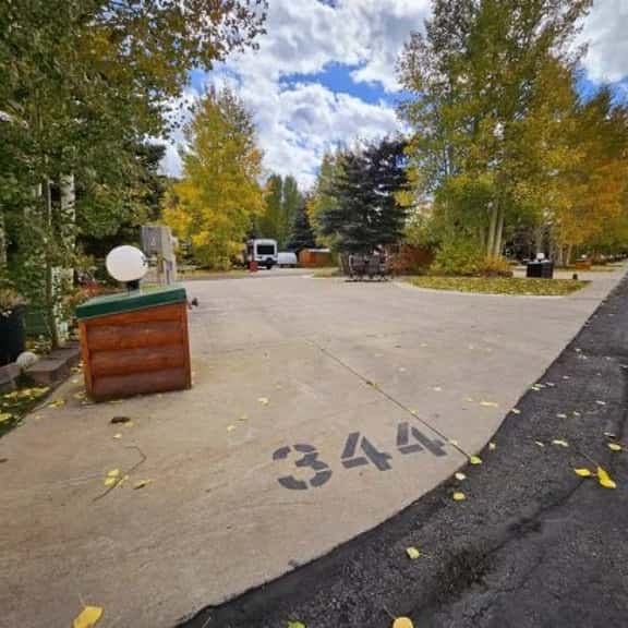Pull Thru Site 344 - Image 1