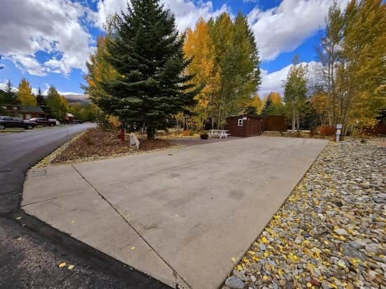 Club Site 271 - Image 4