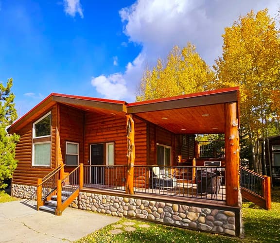 Great Divide Lodge 60 - Image 1