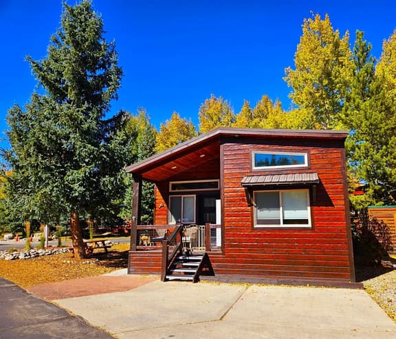 Aspen Grove Oasis Luxury 101 - Image 1